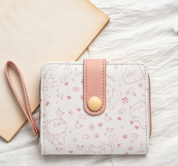 15_fedd9951-8f3a-4169-ab2a-ca7f7bc2b819 New wallet, featuring a cute short-style cartoon design